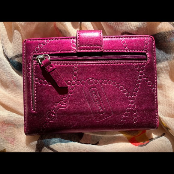 Coach Wallets - Picture 3 of 10